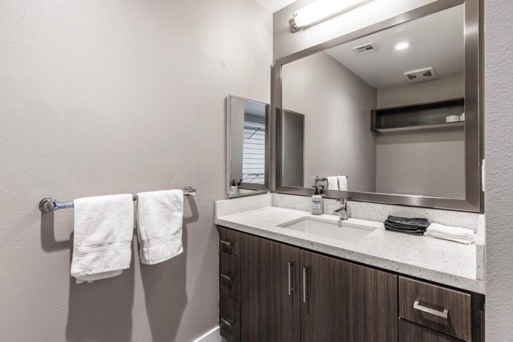 Apartamento 2 Bedroom Modern Luxury La Na